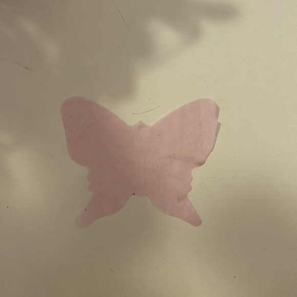 I'm selling a Melanie Martinez CONFFETIE